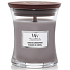 WoodWick Suede & Sandalwood - semišová sviečka s vôňou santalového dreva s dreveným knôtom a skleneným viečkom malá 85 g