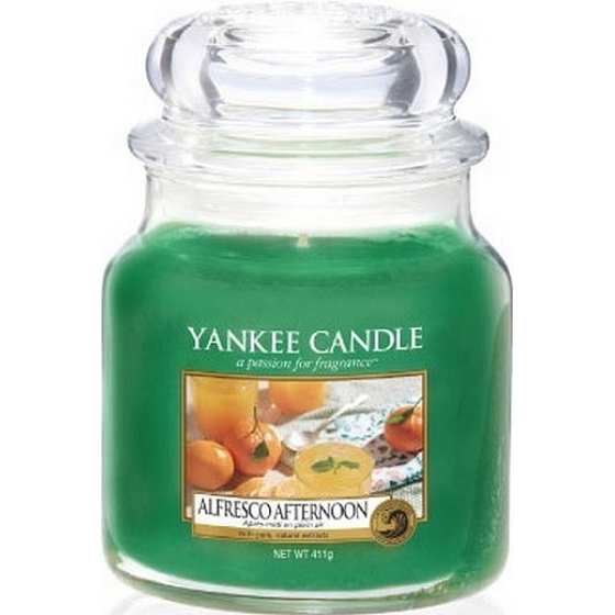 Yankee Candle Alfresco Afternoon - Alfresco popoludní vonná sviečka Classic strednej sklo 411 g