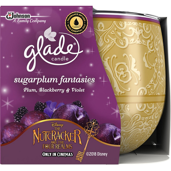 Glade Sweet Fantasies - Slivky, černice a fialky vonná sviečka v skle, doba horenia až 30 hodín 120 g