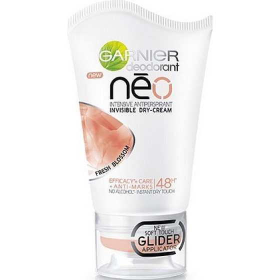 Garnier Neo Fresh Blossom antiperspirant dezodorant stick pre ženy 40 ml