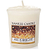 Yankee Candle All is Bright - Všetko len september vonná sviečka votívny 49 g
