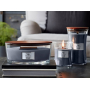 WoodWick Indigo Suede - Modrá semišová vonná sviečka s dreveným knôtom petite 31 g