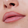 Essence 8H Matná ceruzka na pery 04 Rosy Nude 0,3 g