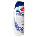 Head & Shoulders Sensitive Scalp Care šampón proti lupinám pre citlivú pokožku 200 ml