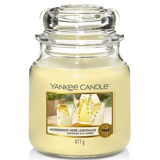 Yankee Candle Homemade Herb Lemonade - Domáca bylinková limonáda vonná sviečka Classic stredné sklo 411 g