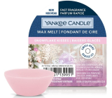 Yankee Candle Snowflake Kisses - Vonný vosk Snowflake Kisses pre aromalampy 22 g
